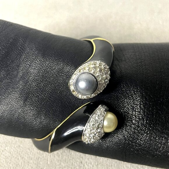 Vintage Kenneth Jay Lane Black and Gold Enamel, Rhinestone Clamper Bracelet - Picture 8 of 9